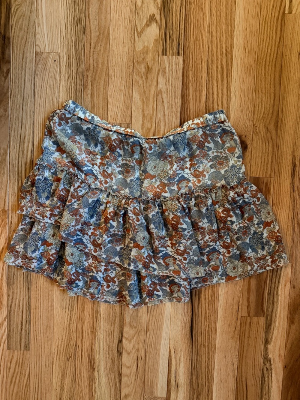 Frye Floral 100% silk skirt